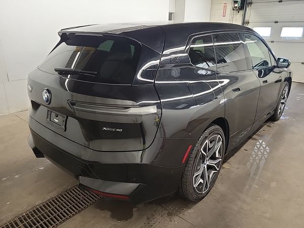 2023 BMW iX XDRIVE40