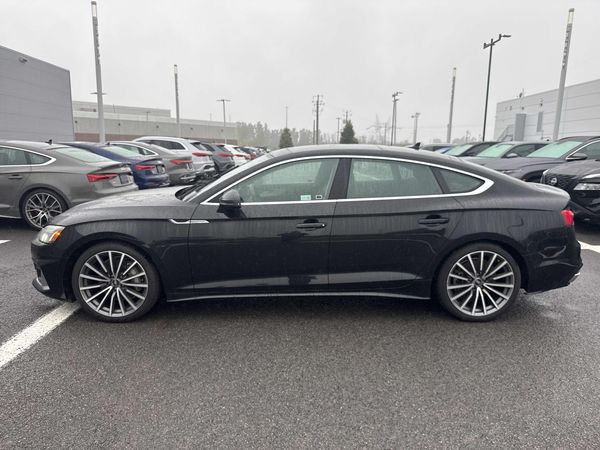 2022 Audi A5 SPORTBACK KOMFORT quattro Premium