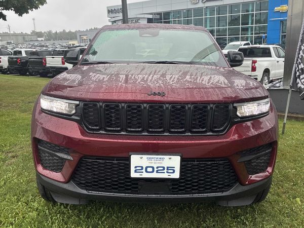 2025 Jeep Grand Cherokee Altitude Laredo, Altitude