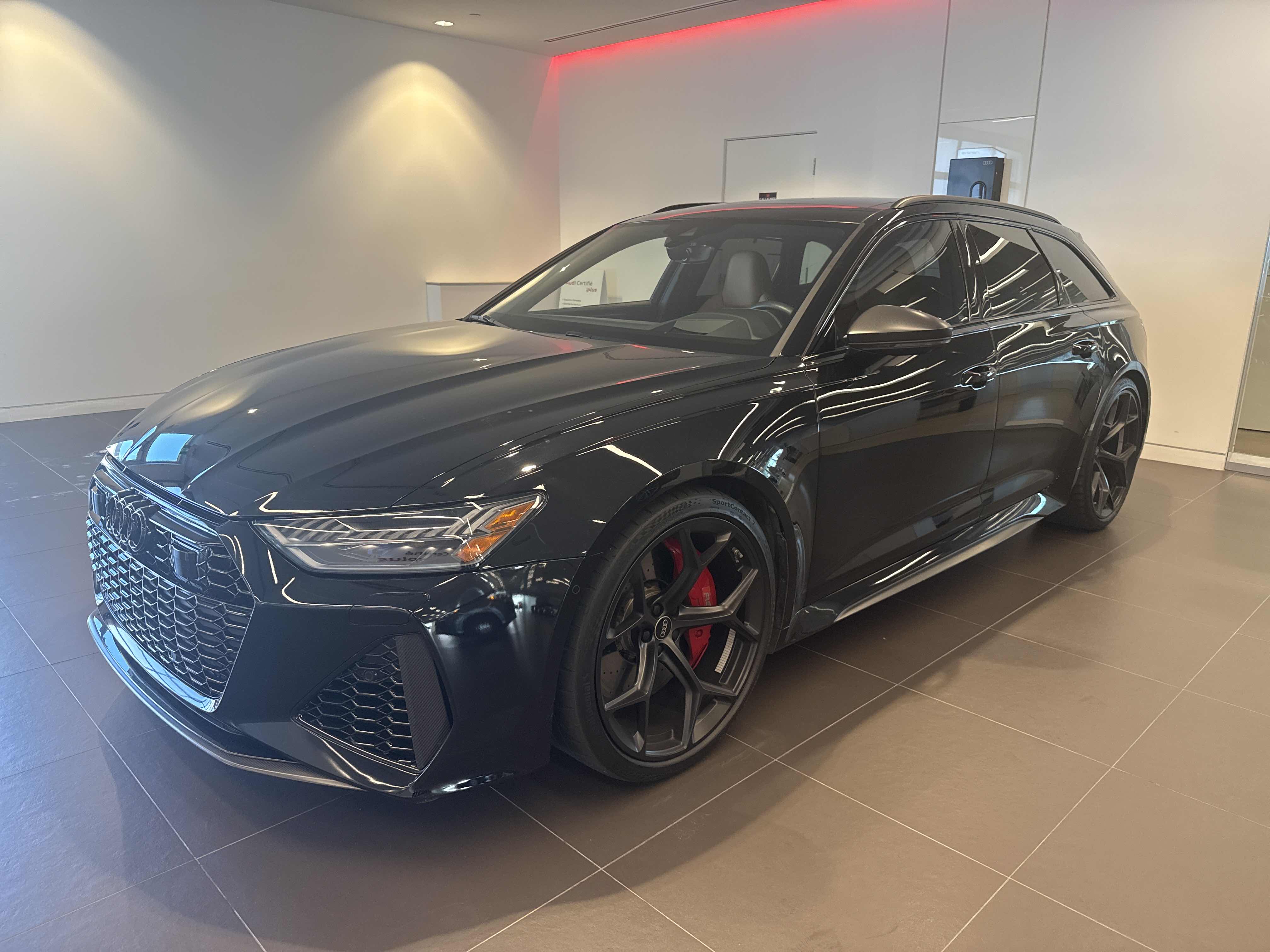 2025 Audi RS 6 AVANT PERFORMANCE Performance quattro