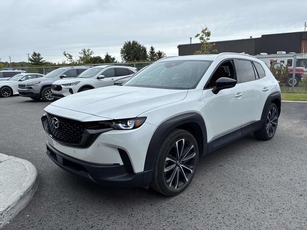 2024 Mazda CX-50 GT