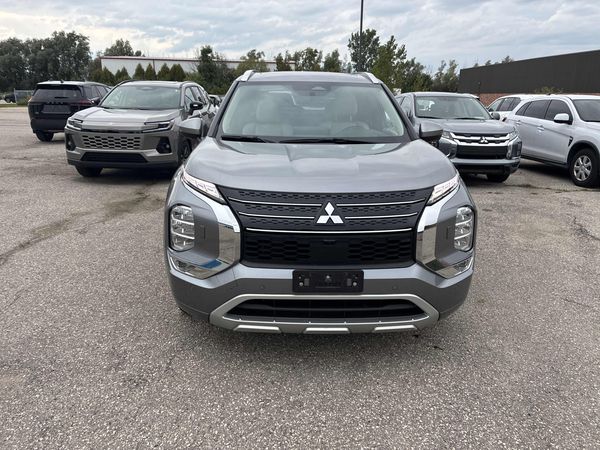 2024 Mitsubishi Outlander GT SEL, GT SR