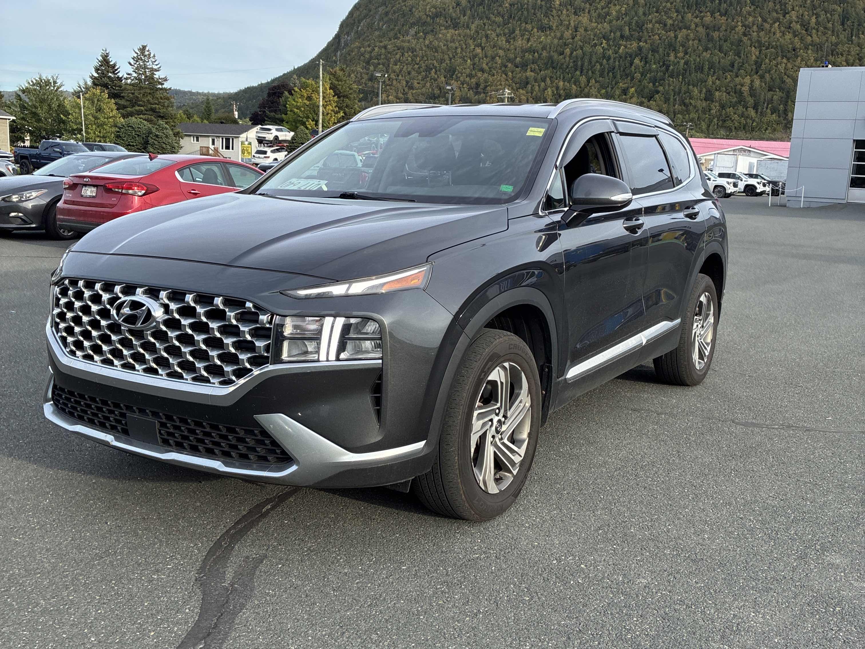 2022 Hyundai Santa Fe Preferred SEL w/ Premium Pkg