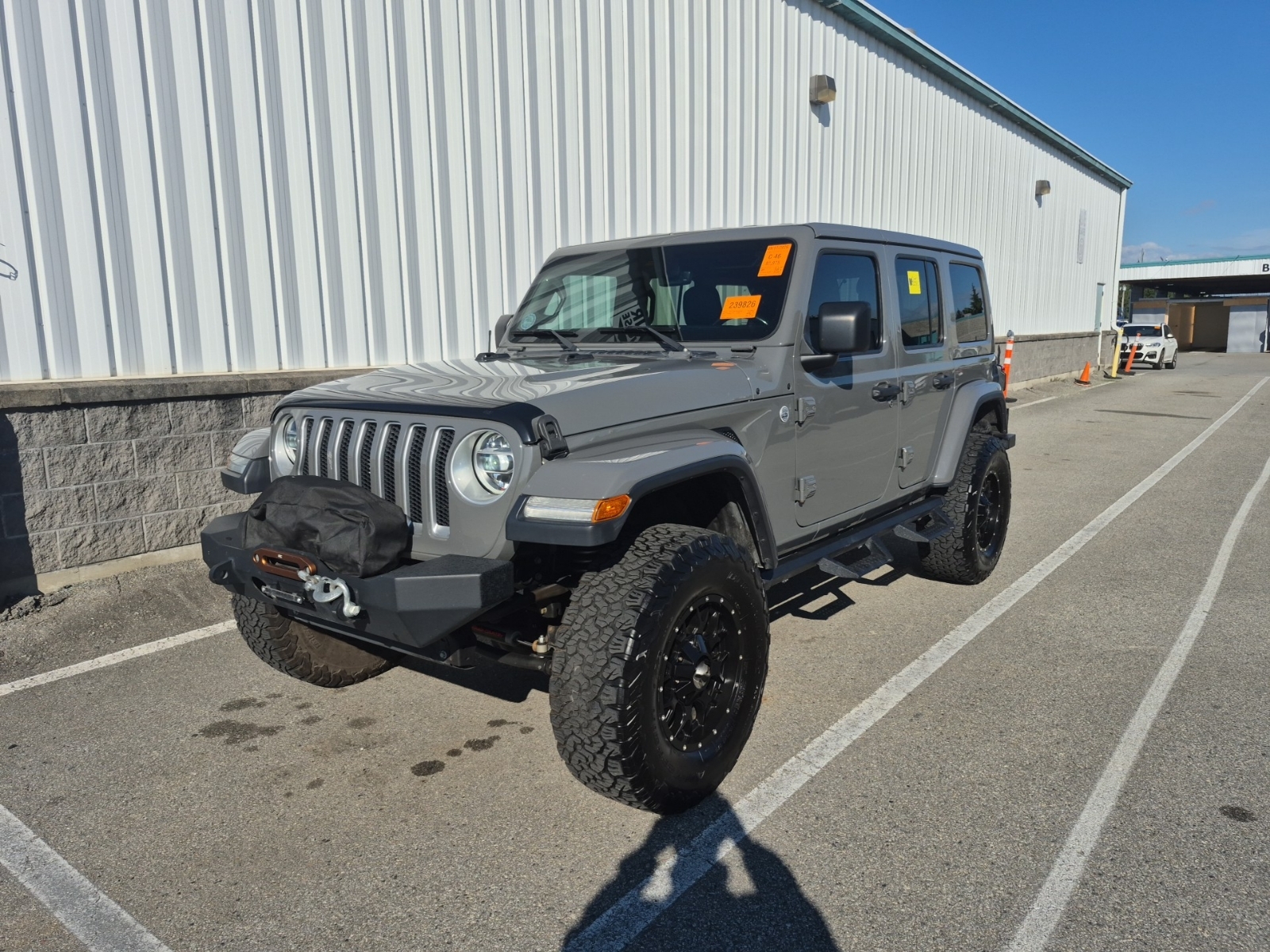 2020 Jeep WRANGLER UNLIMITED SAHARA