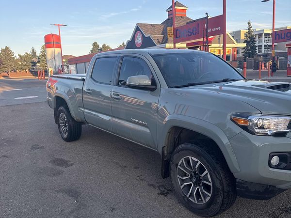 2023 Toyota Tacoma 4x4 Double Cab Auto SR5