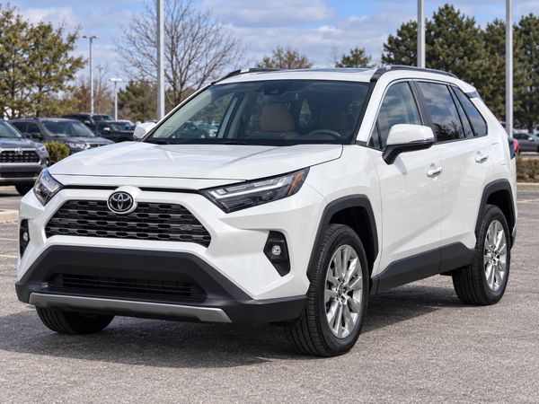 2023 Toyota RAV4 XLE