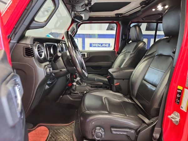 2022 Jeep Wrangler 4x4 Unlimited Sahara Altitude