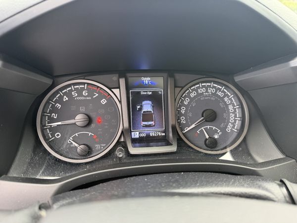 2021 Toyota Tacoma 4x4 Double Cab SB SR5