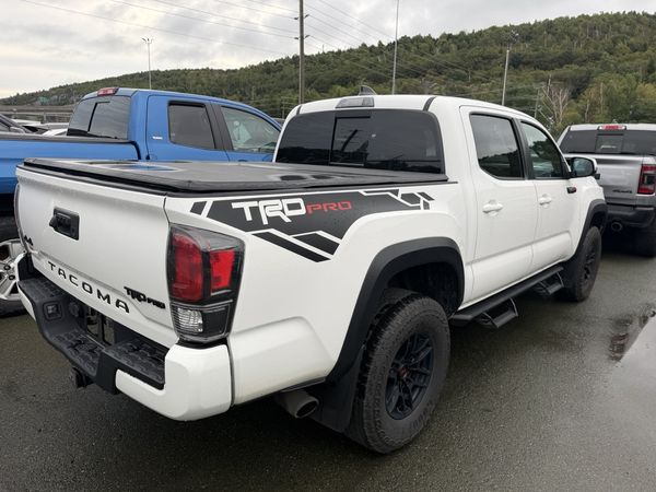 2021 Toyota Tacoma 4x4 Double Cab SB SR5
