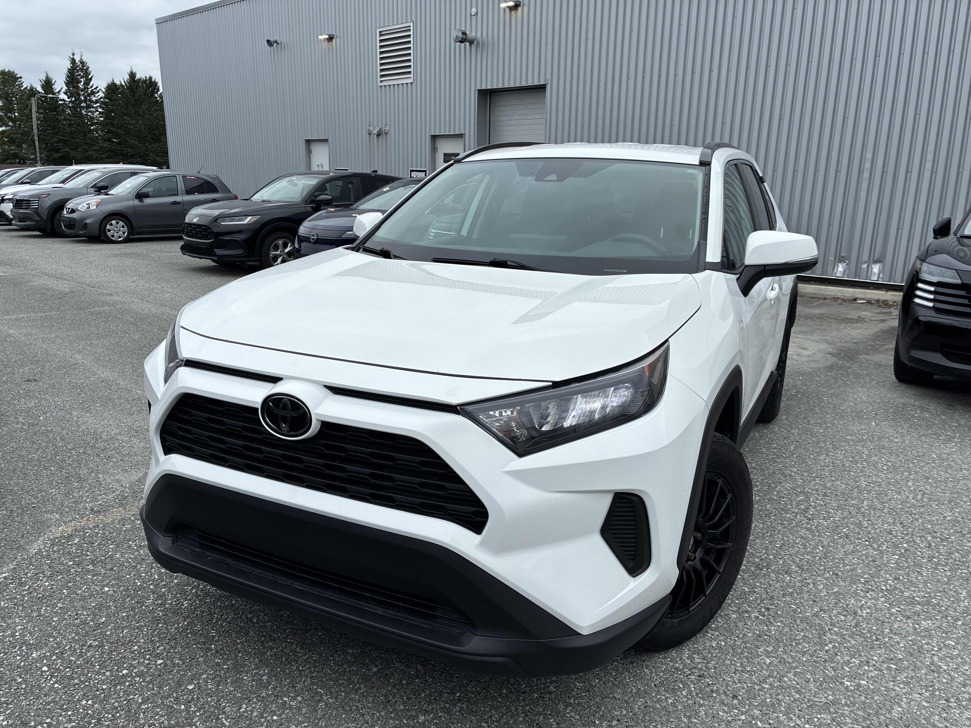 2020 Toyota RAV4 LE