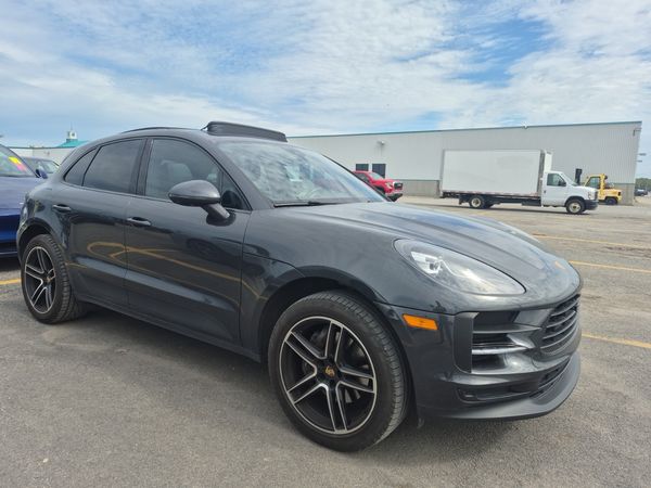 2021 Porsche MACAN AWD Base
