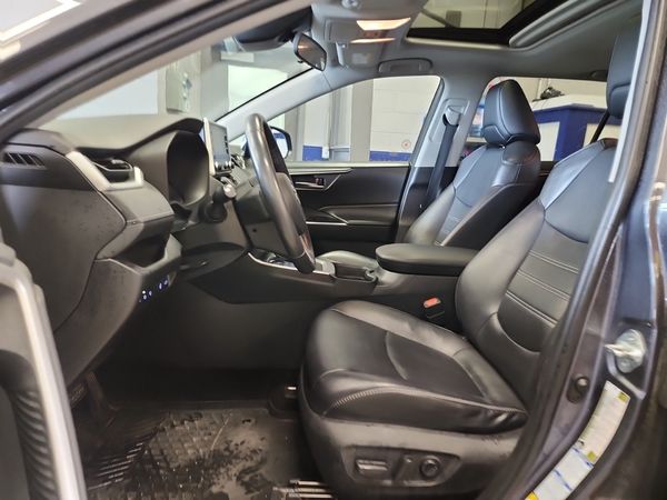 2019 Toyota RAV4 Awd Xle