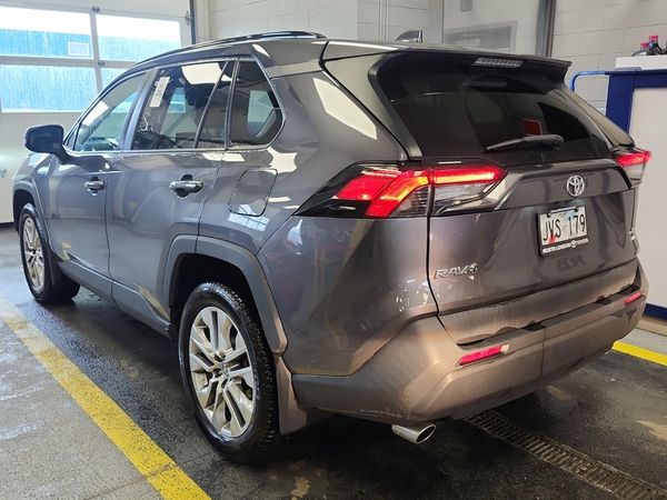 2019 Toyota RAV4 Awd Xle