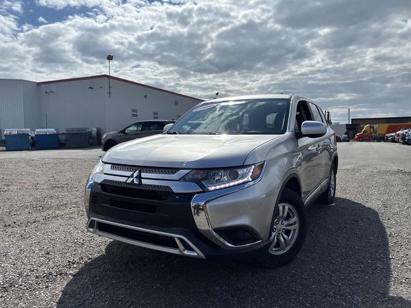 2019 Mitsubishi Outlander ES