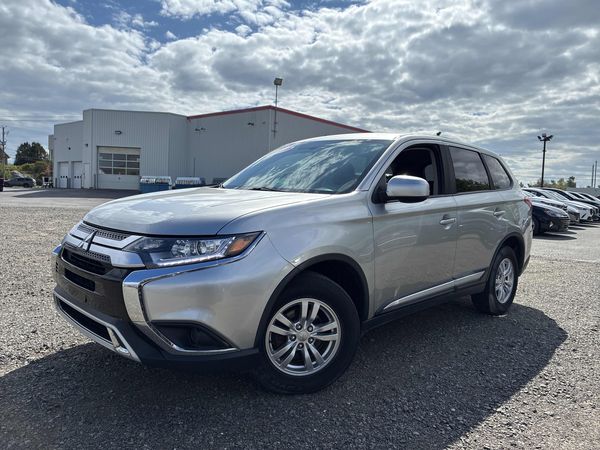 2019 Mitsubishi Outlander ES