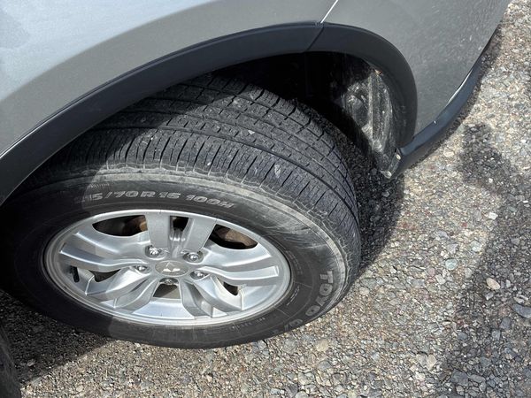2019 Mitsubishi Outlander ES