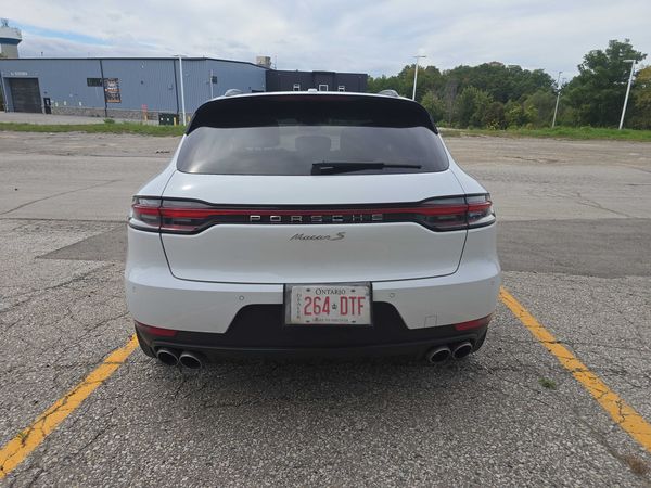 2020 Porsche Macan S