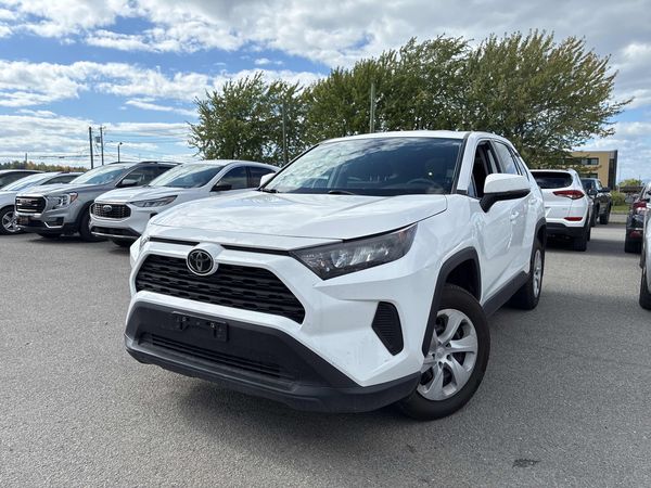 2024 Toyota RAV4 LE