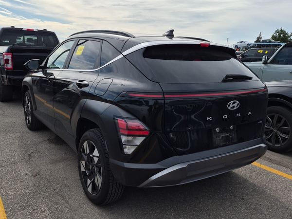 2025 Hyundai KONA PREFERRED SEL Convenience