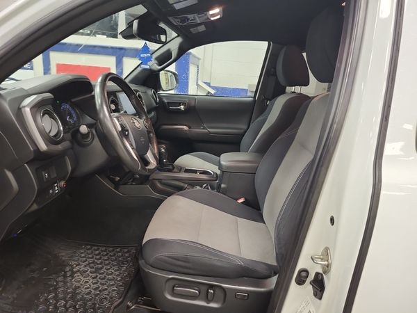 2020 Toyota Tacoma 4x4 Access Cab Auto Extended Cab Long Bed SR5