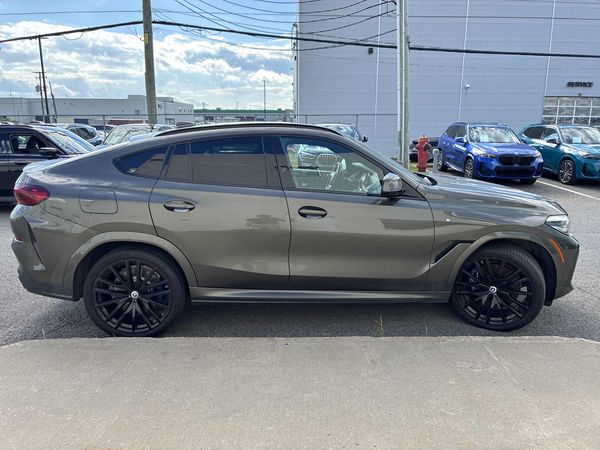 2023 BMW X6 M50i