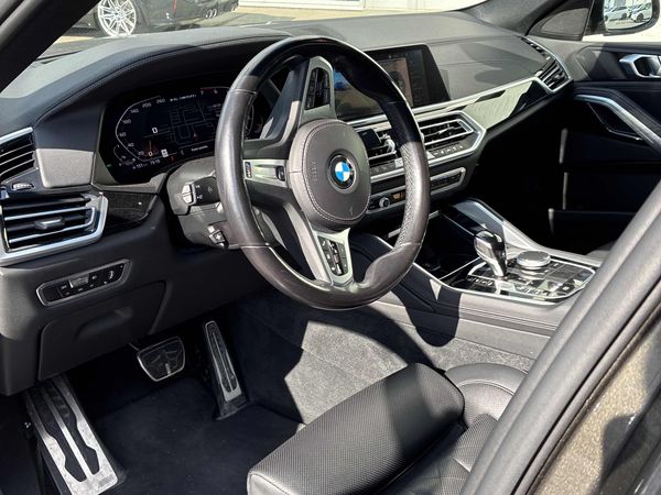 2023 BMW X6 M50i