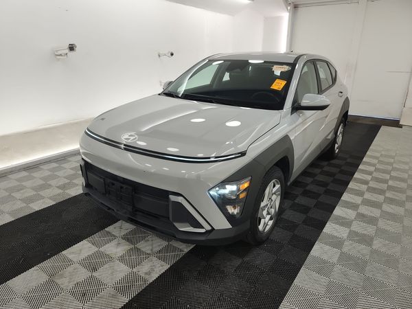 2024 Hyundai KONA ESSENTIAL