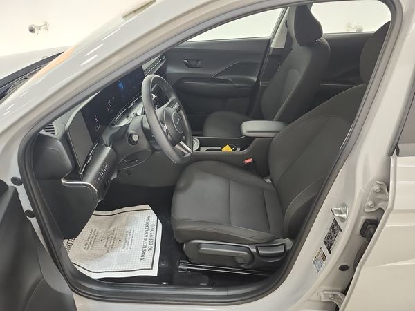 2024 Hyundai KONA ESSENTIAL SE