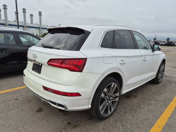 2018 Audi SQ5 TECHNIK quattro Prestige