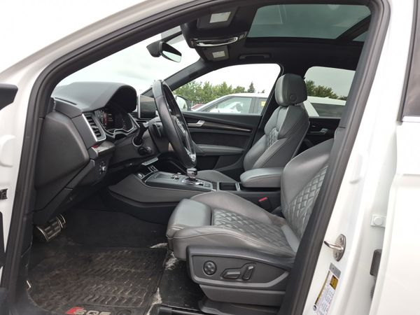 2018 Audi SQ5 TECHNIK quattro Prestige