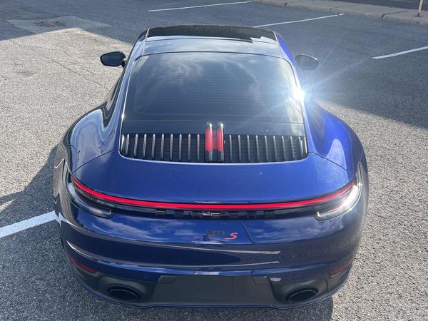 2020 Porsche 911 Carrera S Coupe Carrera S / Carrera 4S