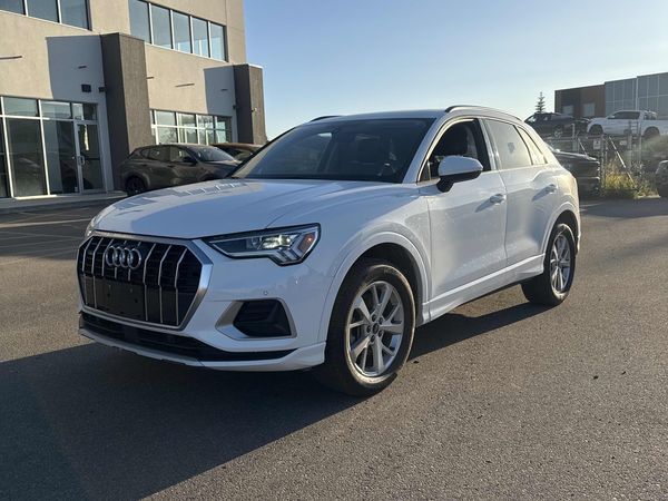2022 Audi Q3 Komfort