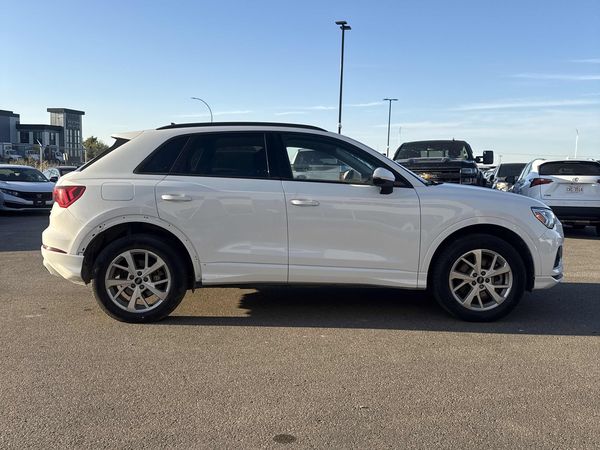 2022 Audi Q3 Komfort quattro Premium
