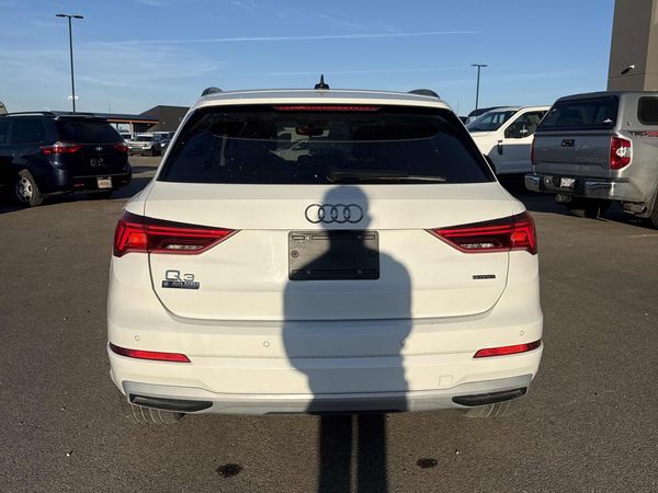 2022 Audi Q3 Komfort quattro Premium