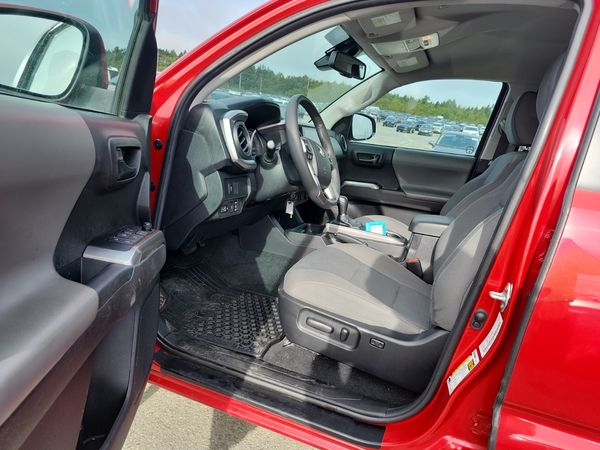 2022 Toyota Tacoma 4x4 Double Cab Auto Crew Cab Long Bed SR5