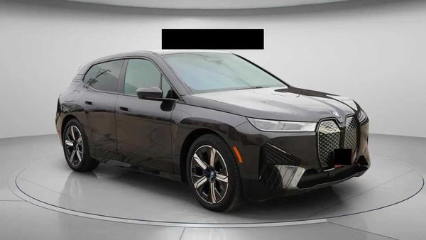 2025 BMW iX xDrive50