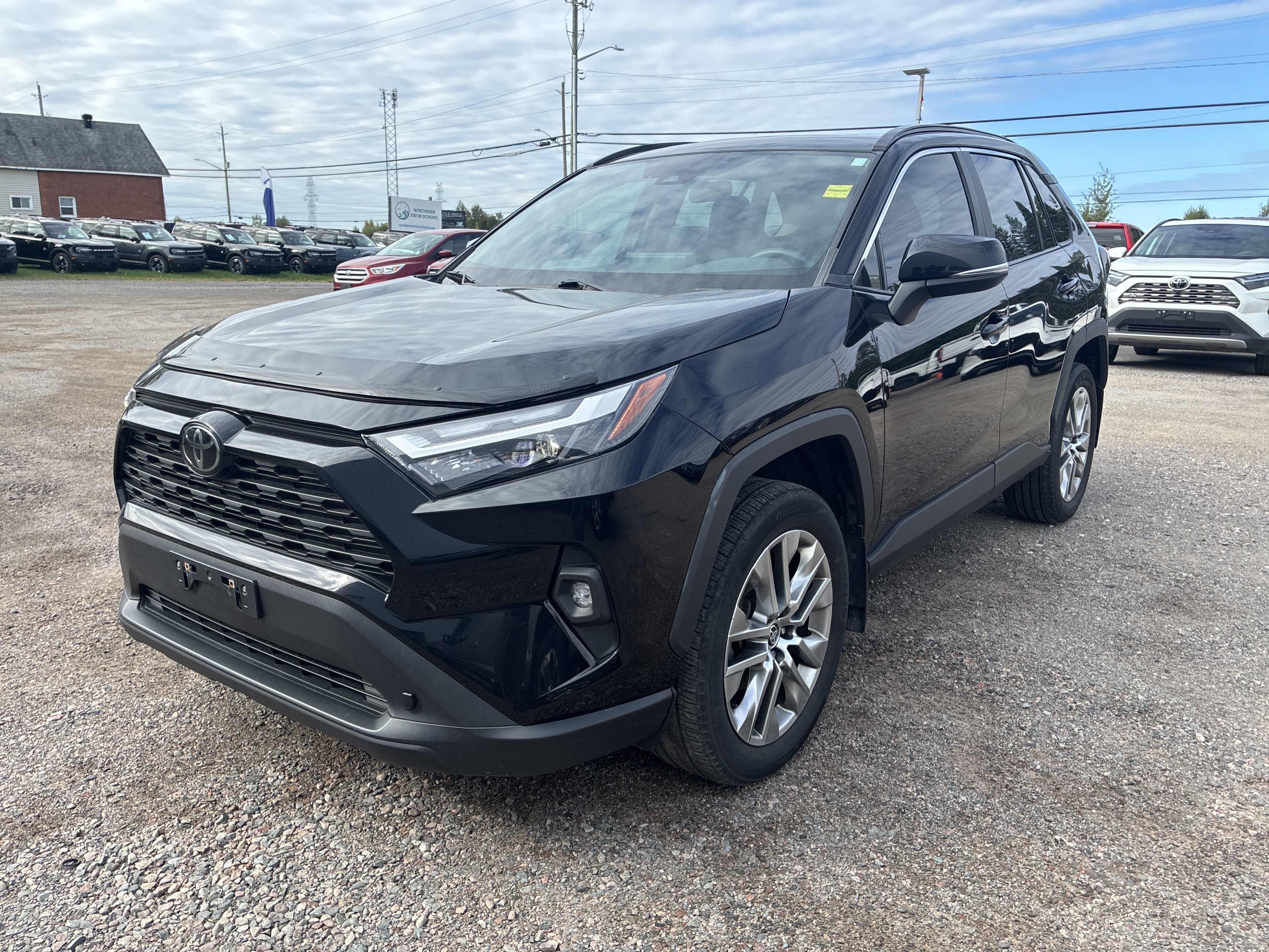 2023 Toyota Rav4 LE