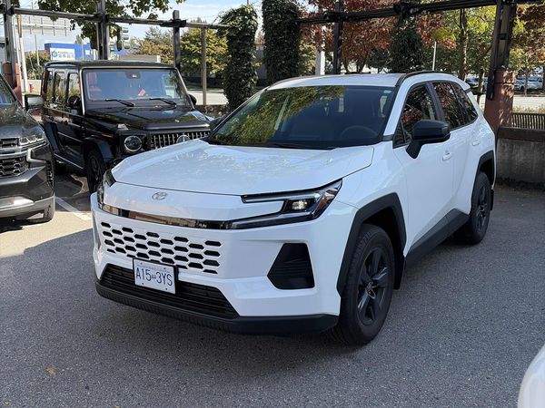 2024 TOYOTA RAV4
