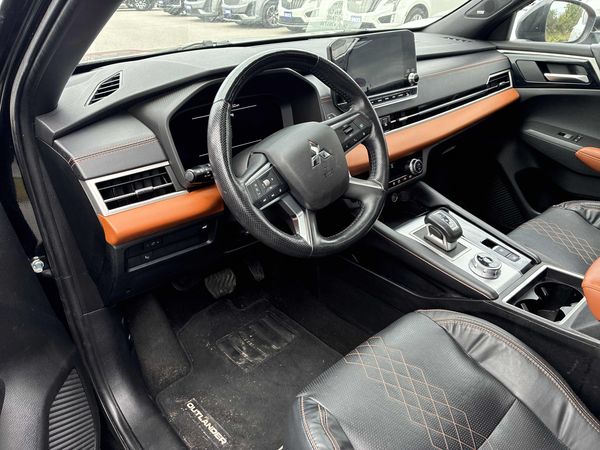 2022 Mitsubishi Outlander GT