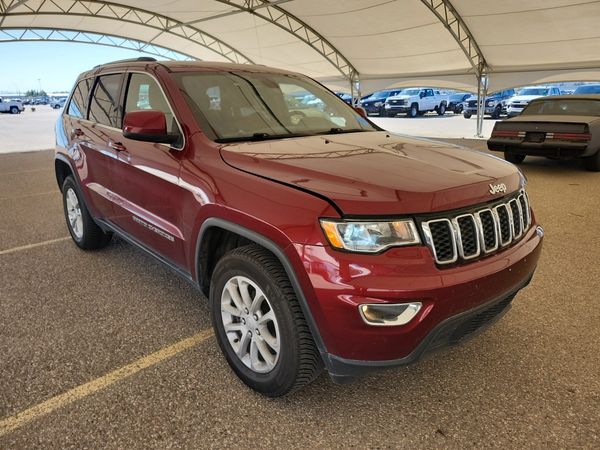 2021 Jeep Grand Cherokee LAREDO