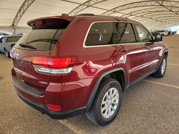 2021 Jeep Grand Cherokee LAREDO