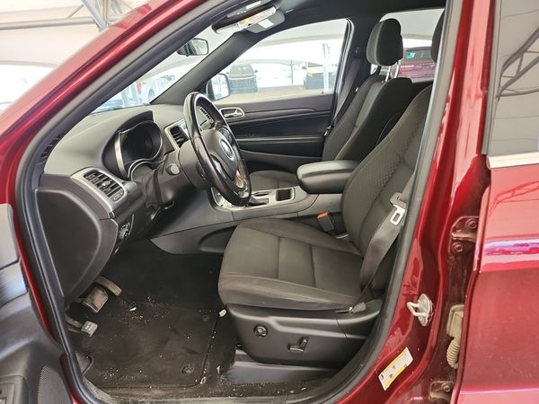 2021 Jeep Grand Cherokee LAREDO
