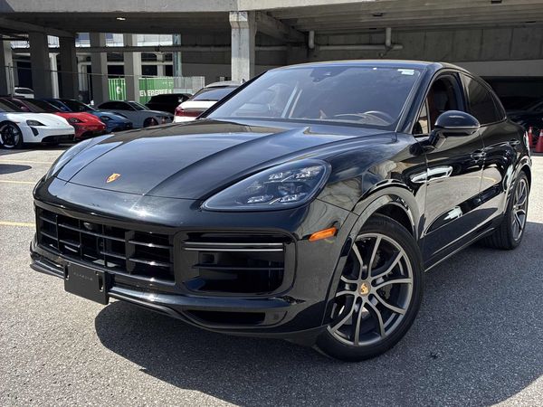 2023 Porsche Cayenne Turbo