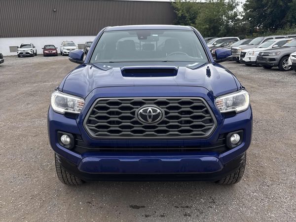 2023 Toyota Tacoma 4x4 Double Cab SB SR5