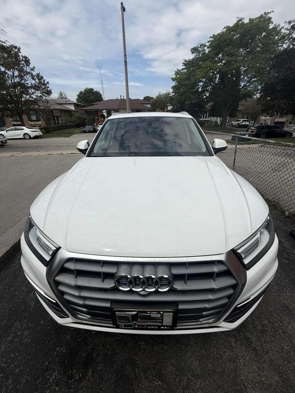 2019 Audi Q5 Progressiv quattro Premium Plus