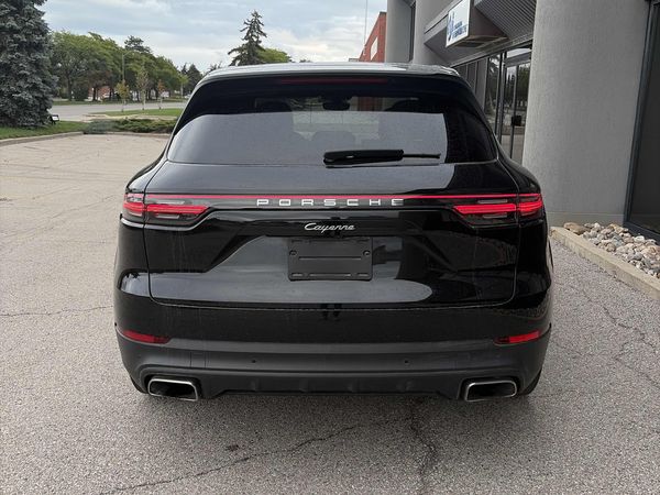 2023 Porsche Cayenne AWD