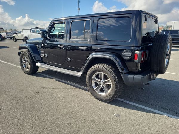 2019 Jeep WRANGLER UNLIMITED SAHARA