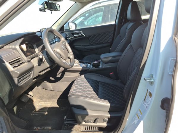 2024 Mitsubishi Outlander GT SEL, GT SR