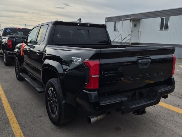2025 Toyota Tacoma CREW CAB SHORT BED