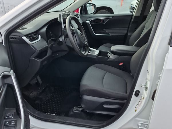 2024 Toyota Rav4 HYBRID LE XLE Premium